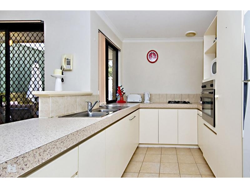 3/68 Garden Road, Spearwood WA 6163