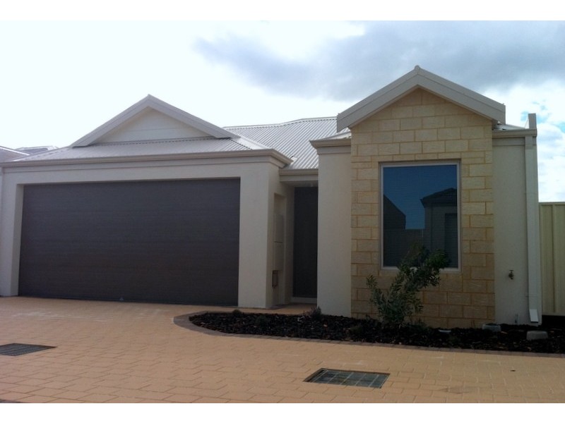 4/25 Peppermint Gardens, Aubin Grove WA 6164