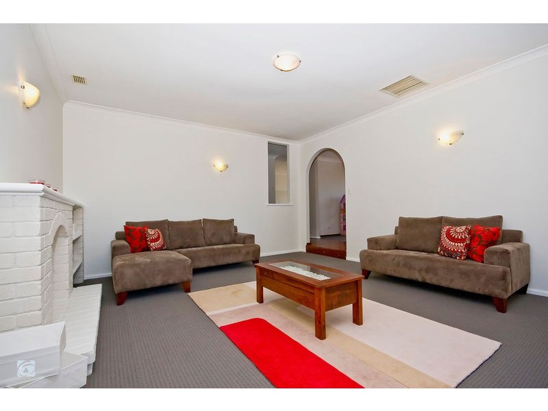 82 Plover Drive, Yangebup WA 6164