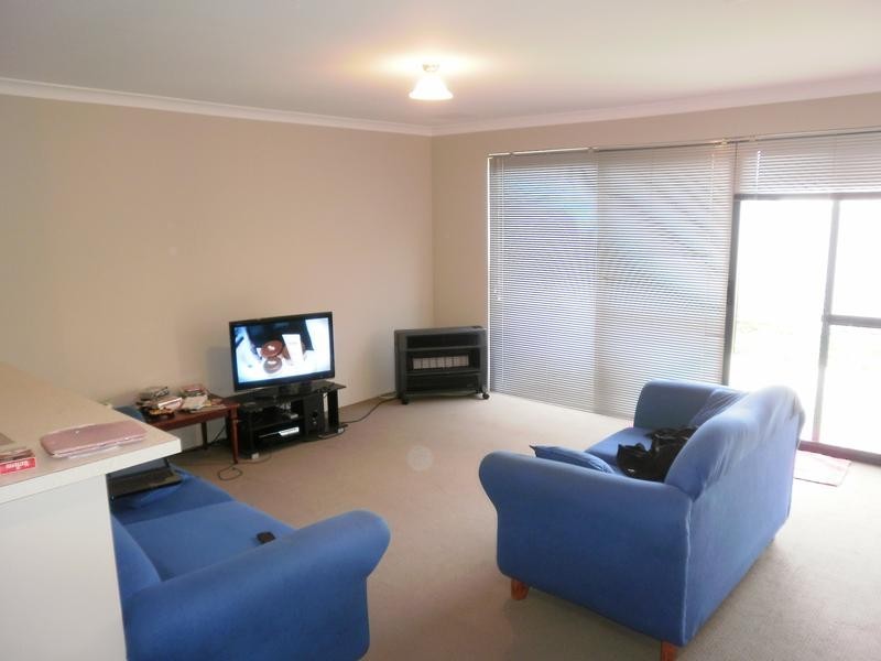 16/191 Railway Avenue, Kelmscott WA 6111