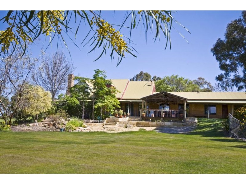 145 Magenup Drive, Wandi WA 6167