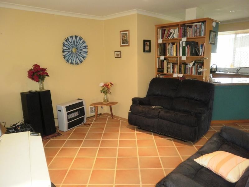 16 Dulverson Place, South Lake WA 6164