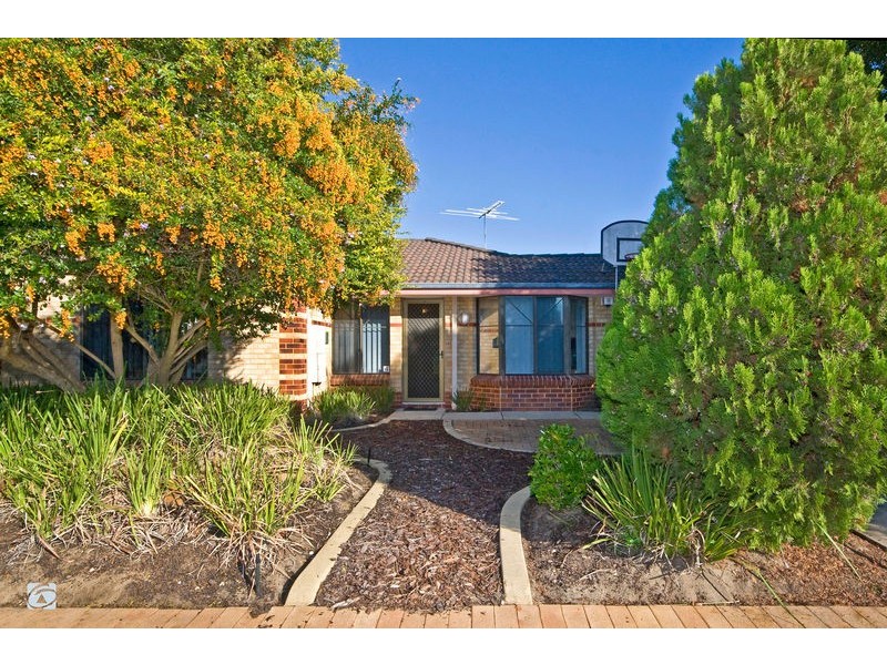 7 Impson Gardens, South Lake WA 6164