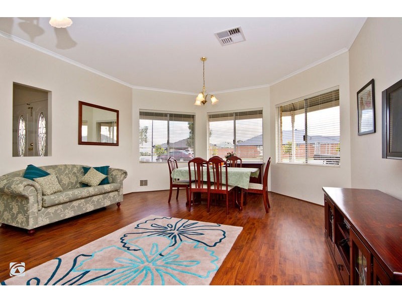 285 Tapper Road, Atwell WA 6164