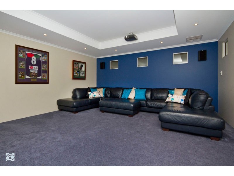 285 Tapper Road, Atwell WA 6164