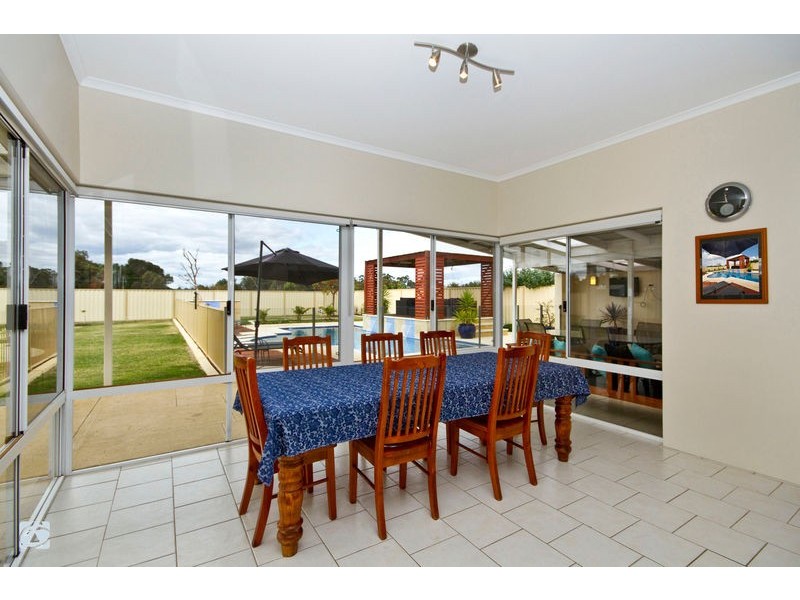 285 Tapper Road, Atwell WA 6164