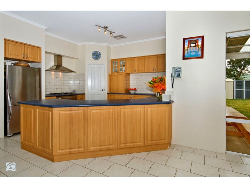 285 Tapper Road, Atwell WA 6164