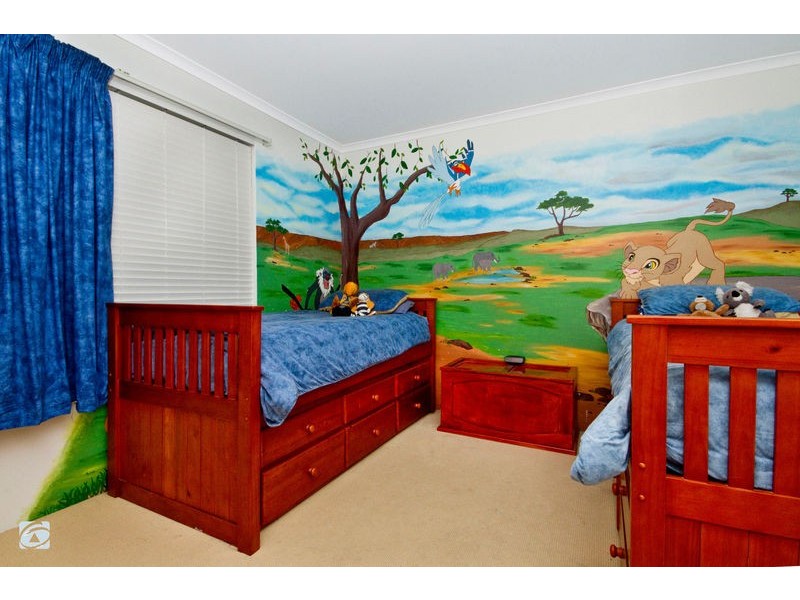 285 Tapper Road, Atwell WA 6164