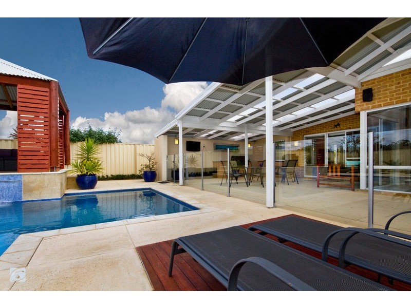 285 Tapper Road, Atwell WA 6164