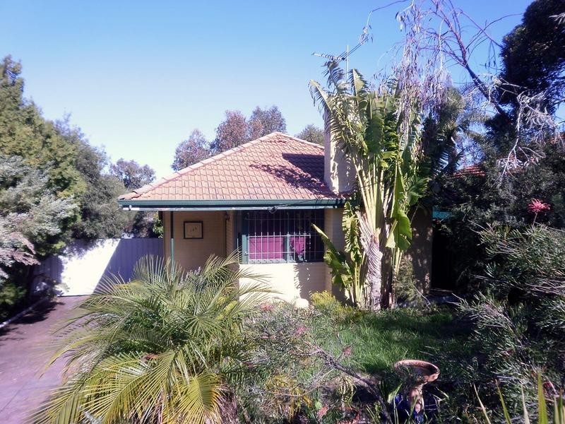 103 Cordelia Avenue, Coolbellup WA 6163