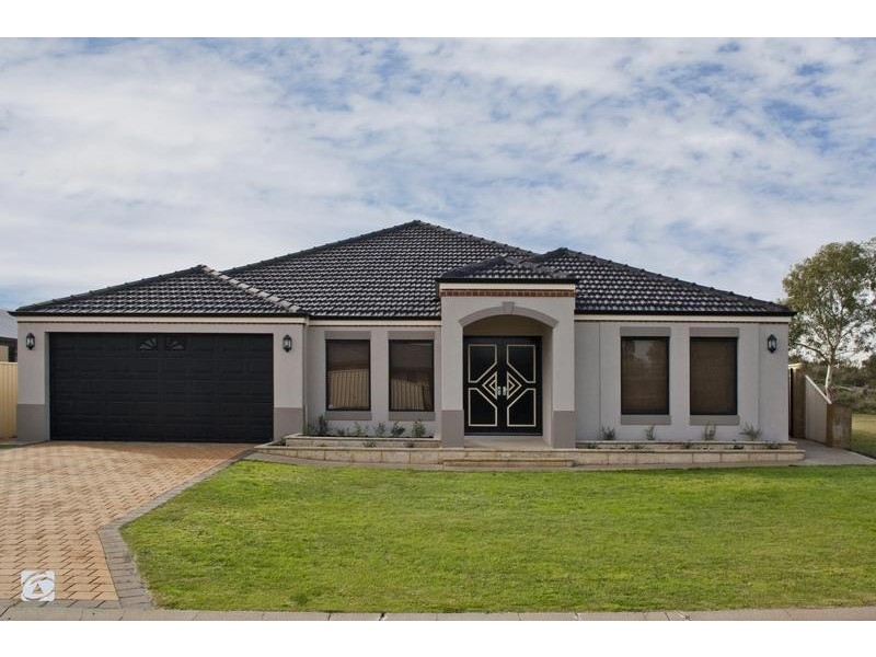 23 Marav Court, Success WA 6164