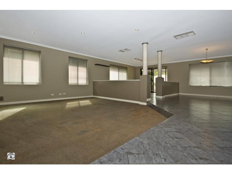 23 Marav Court, Success WA 6164