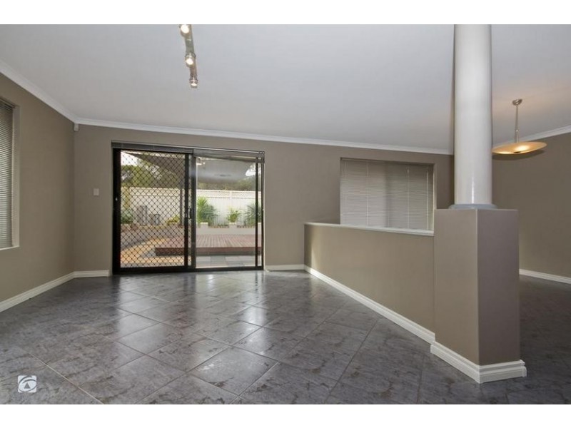 23 Marav Court, Success WA 6164