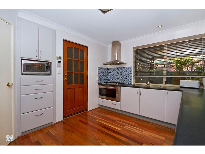 6 Empress Crescent, Atwell WA 6164