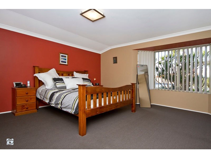 6 Empress Crescent, Atwell WA 6164