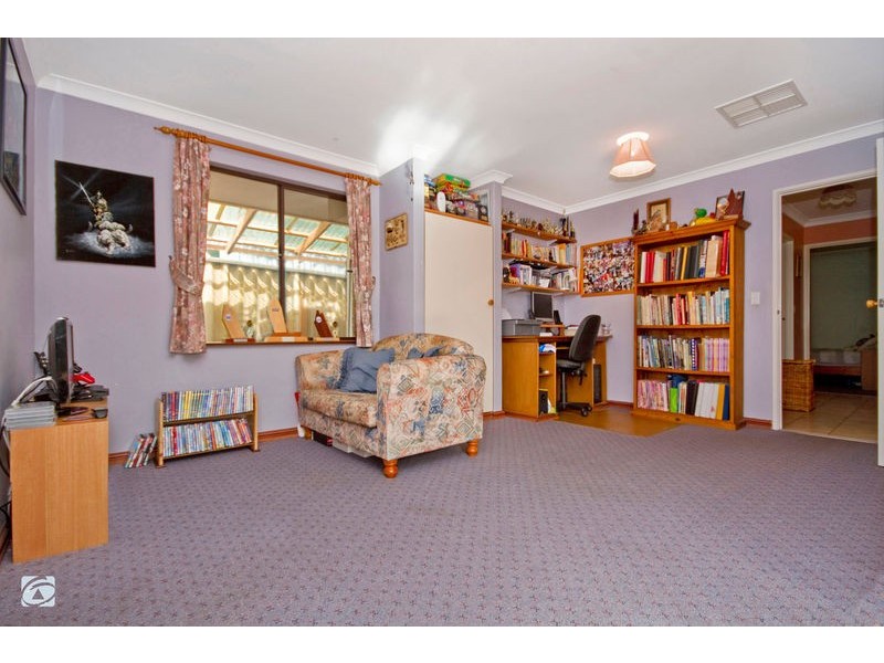 14 Ronsard Place, Yangebup WA 6164