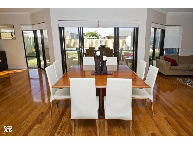 311 Tapper Road, Atwell WA 6164