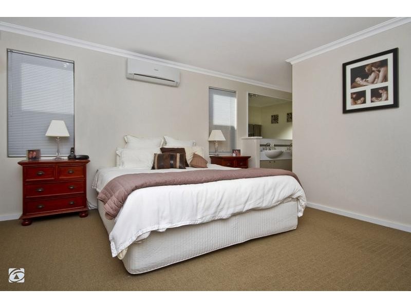 311 Tapper Road, Atwell WA 6164