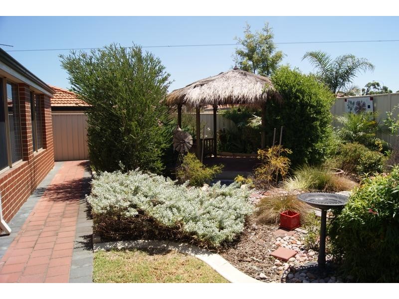 8 Colgrave Mews, South Lake WA 6164