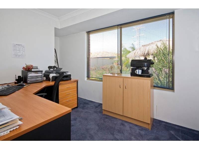 8 Colgrave Mews, South Lake WA 6164