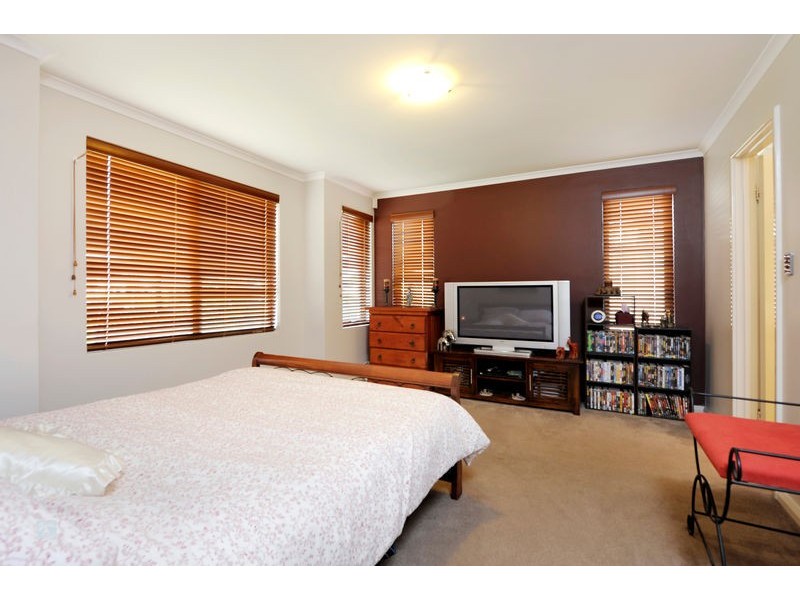 9 Lagrange Street, Success WA 6164