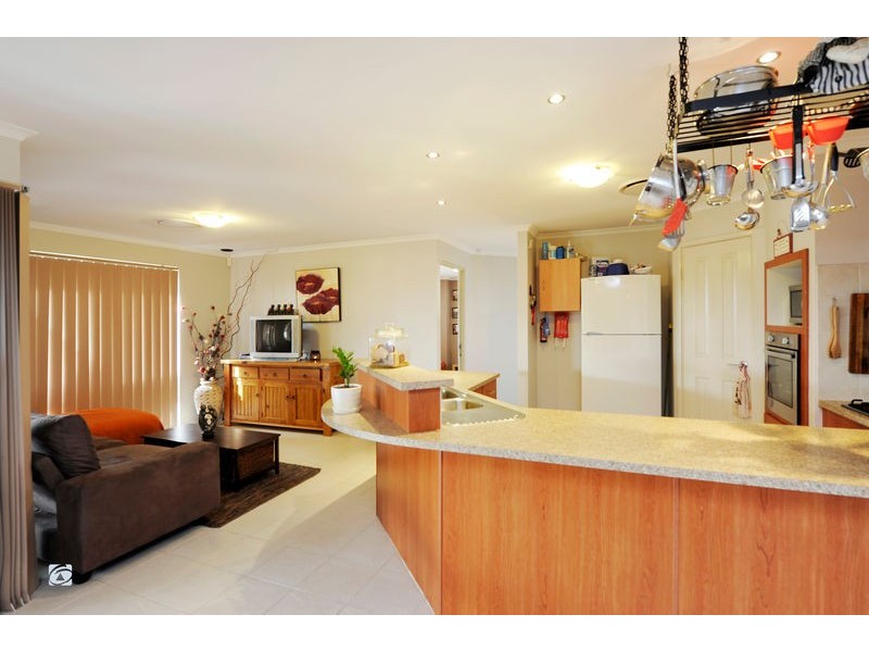 9 Lagrange Street, Success WA 6164
