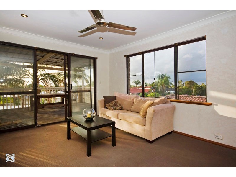 17 Clamp Court, Bibra Lake WA 6163