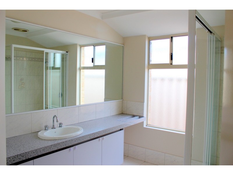 31 Freshwater Drive, Atwell WA 6164