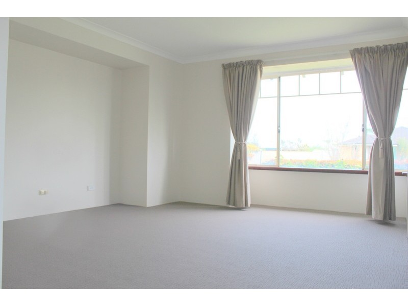 31 Freshwater Drive, Atwell WA 6164