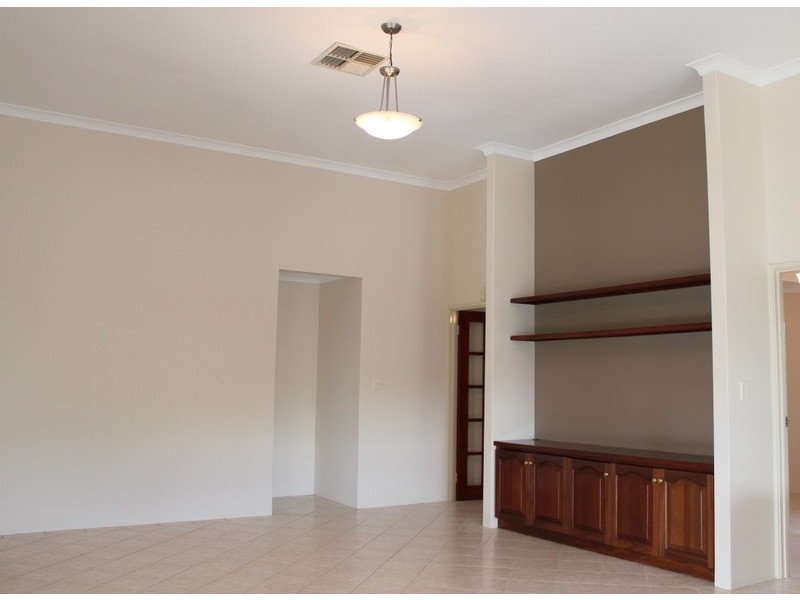 31 Freshwater Drive, Atwell WA 6164