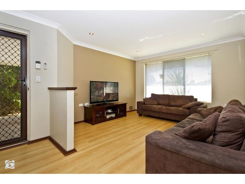 3 Briggs Street, South Lake WA 6164