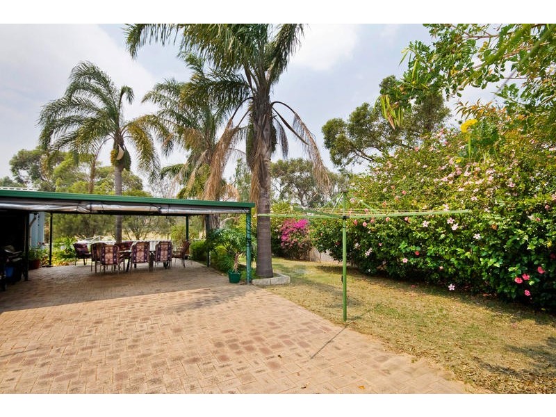 264 Yangebup Road, Yangebup WA 6164