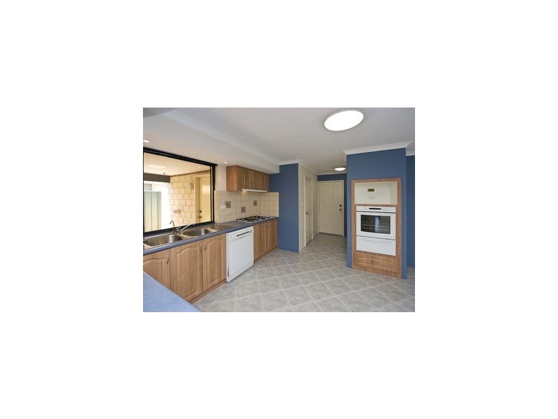 250 Tapper Road, Atwell WA 6164