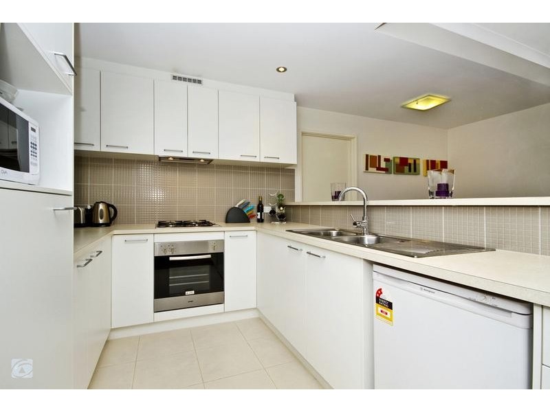 6/2 Stockton Bend, Cockburn Central WA 6164