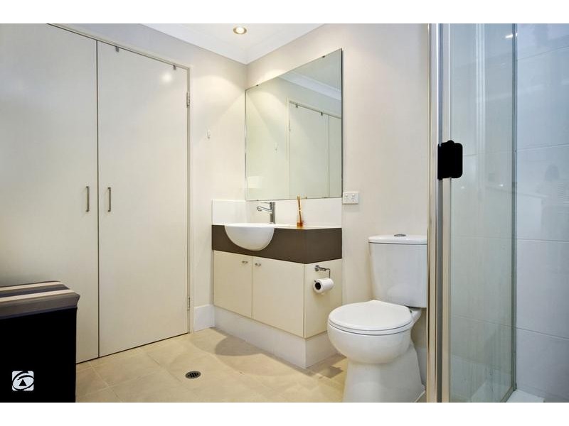 6/2 Stockton Bend, Cockburn Central WA 6164