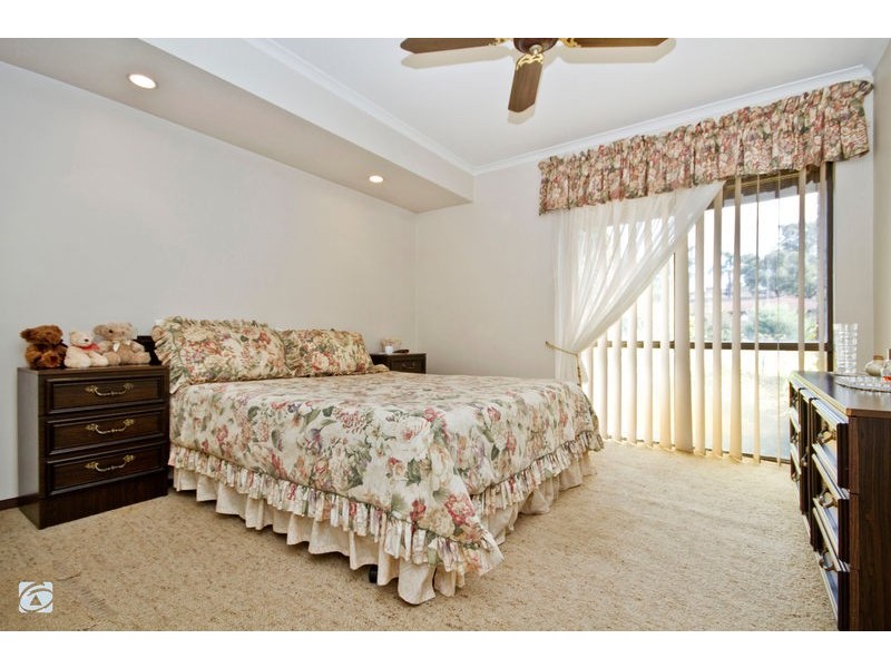 51 Sandpiper Loop, Yangebup WA 6164
