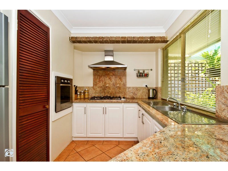 6 Little Lake Rise, South Lake WA 6164