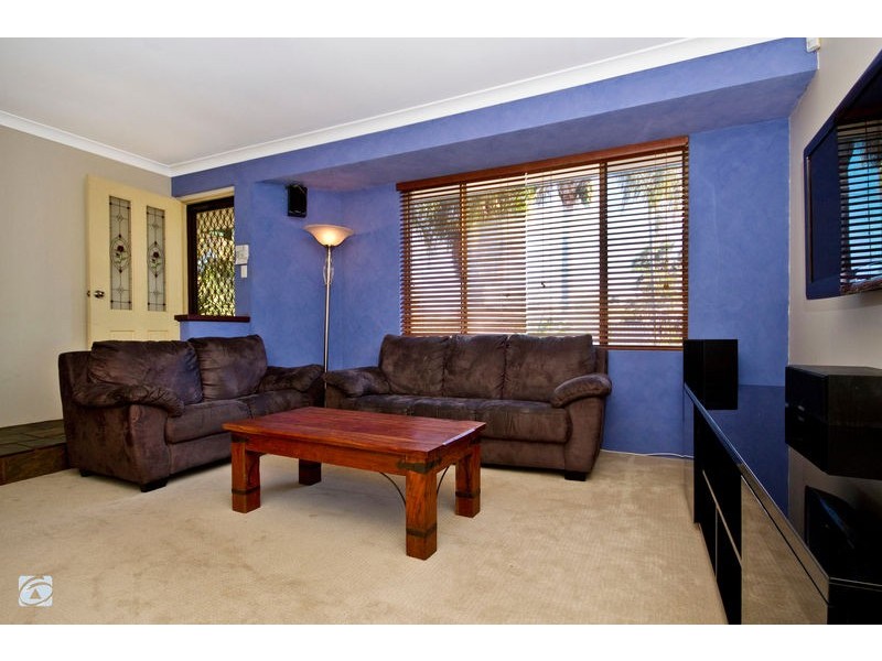 6 Little Lake Rise, South Lake WA 6164