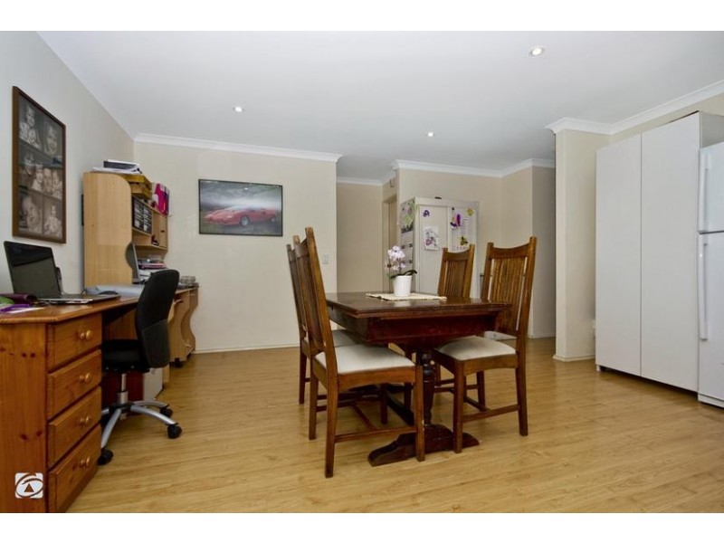 18 Baningan Avenue, Success WA 6164