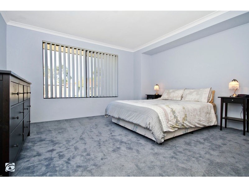 11 Tarwhine Close, South Lake WA 6164