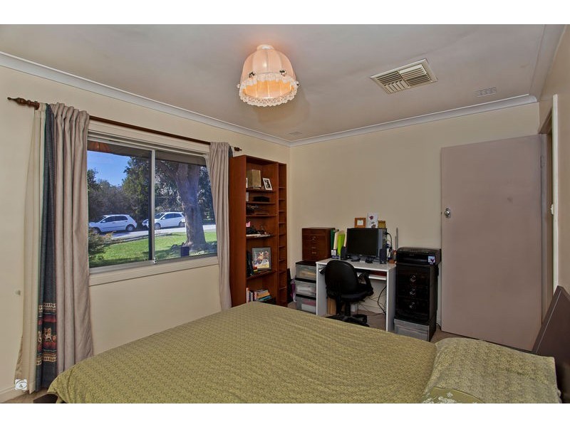 9 Gregory Way, Coolbellup WA 6163