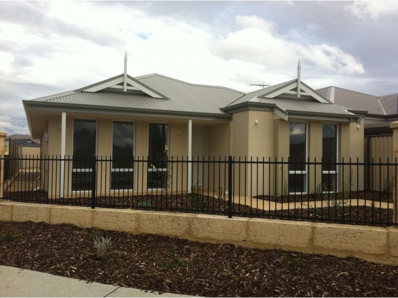 41 Camden Boulevard, Aubin Grove WA 6164