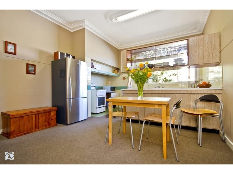 43 Birchley Road, Yangebup WA 6164