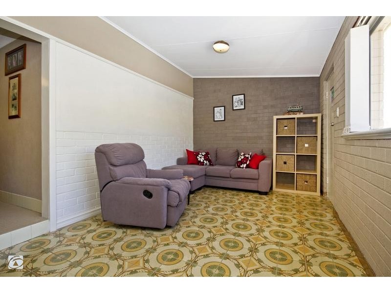 43 Birchley Road, Yangebup WA 6164