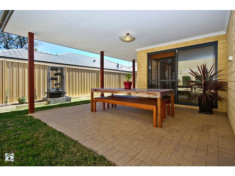 13 Friarbird Terrace, Beeliar WA 6164