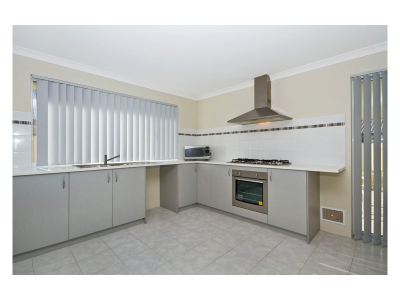 5 Crockett Way, Success WA 6164