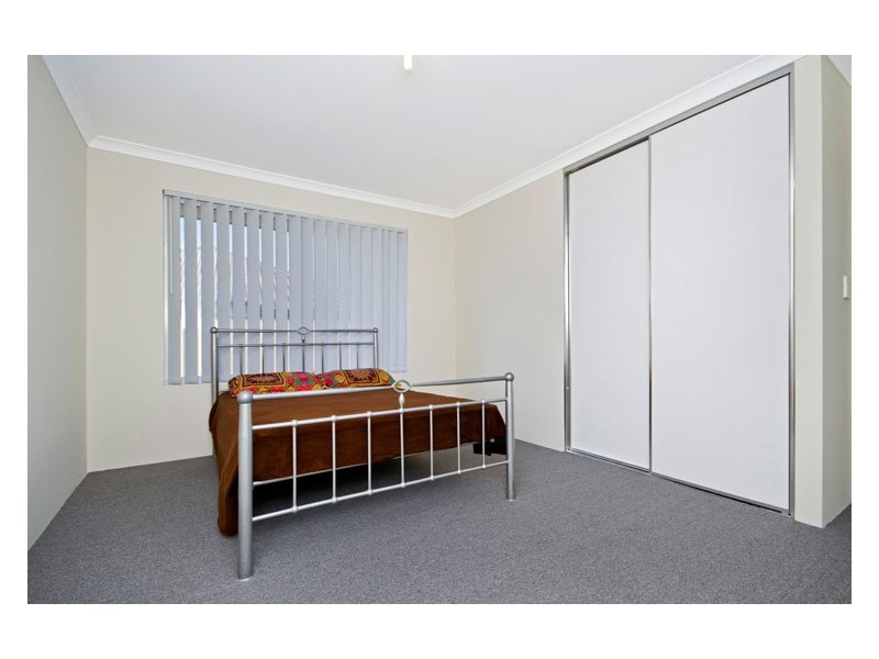 5 Crockett Way, Success WA 6164