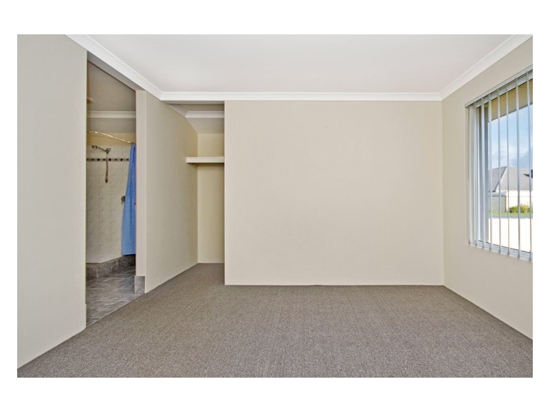 5 Crockett Way, Success WA 6164