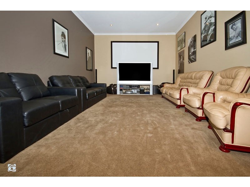 28 Wineberry Loop, South Lake WA 6164