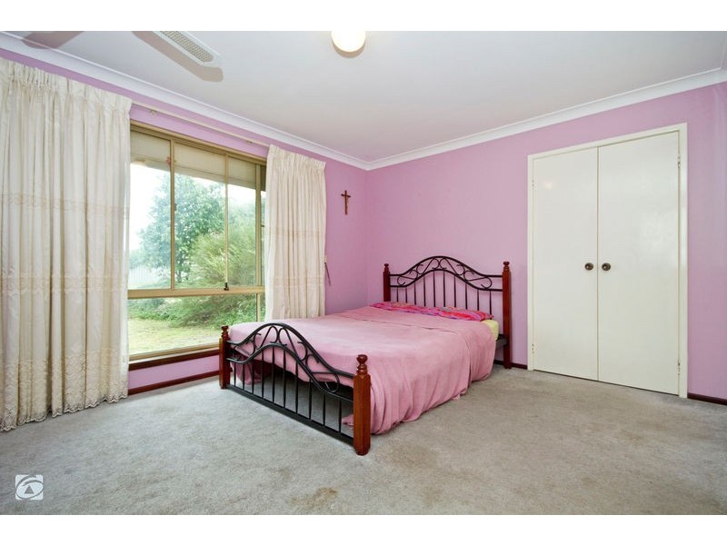 27 Candlebark Place, South Lake WA 6164